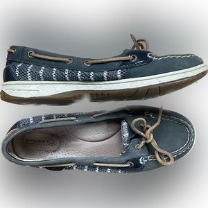 Women’s Sperry Boat Shoes Size 8M